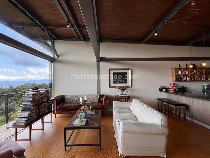 2BR House in RIONEGRO (8000 m²) - 2