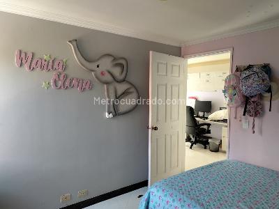 Apartamento de 3 alcobas en venta en El Poblado, Medellín, 100 m² · foto 15 de 19