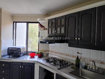 Apartamento de 3 alcobas en venta en El Poblado, Medellín, 100 m² · foto 7 de 19