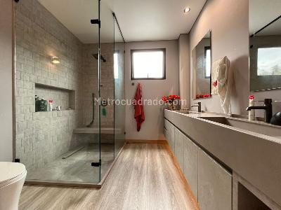 Casa de 4 alcobas en venta en Envigado, Envigado · foto 16 de 19