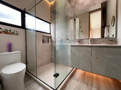 Casa de 4 alcobas en venta en Envigado, Envigado · foto 17 de 19