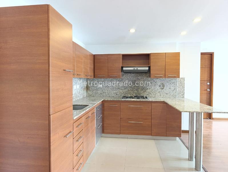 2BR Apartment in Residential Area of El Poblado - 6