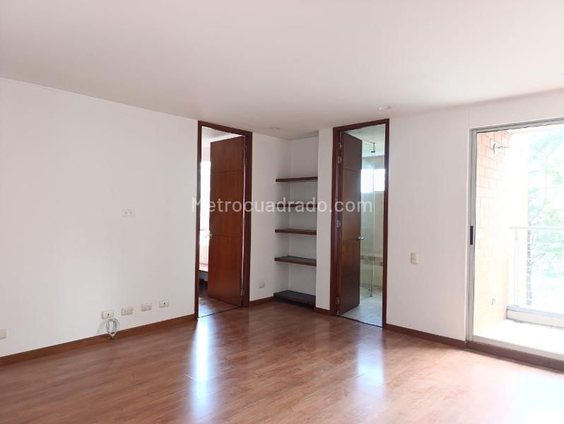 2BR Apartment in Residential Area of El Poblado - 8