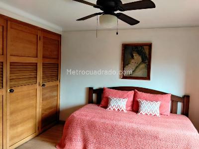 Apartamento de 4 alcobas en venta en El Poblado, Medellín, 230 m² · foto 14 de 19