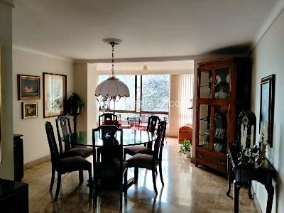 Apartamento de 4 alcobas en venta en El Poblado, Medellín, 230 m² · foto 5 de 19