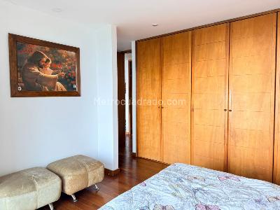 Apartamento de 2 alcobas en arriendo en Los Balsos, Medellín, 97 m² · foto 11 de 18