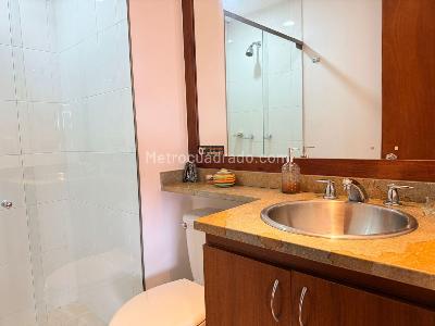 Apartamento de 2 alcobas en arriendo en Los Balsos, Medellín, 97 m² · foto 17 de 18