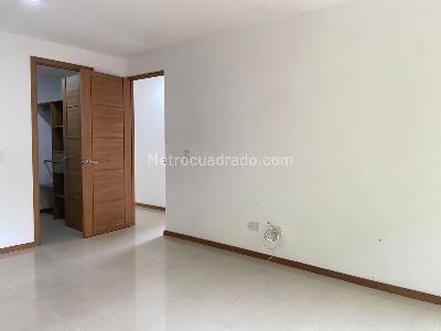 Apartamento de 3 alcobas en arriendo en Sabaneta, Sabaneta, 109 m² · foto 10 de 19