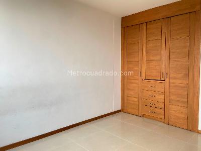Apartamento de 3 alcobas en arriendo en Sabaneta, Sabaneta, 109 m² · foto 12 de 19