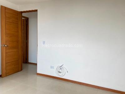 Apartamento de 3 alcobas en arriendo en Sabaneta, Sabaneta, 109 m² · foto 16 de 19