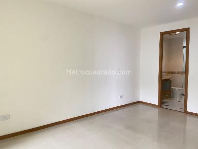 Apartamento de 3 alcobas en arriendo en Sabaneta, Sabaneta, 109 m² · foto 9 de 19