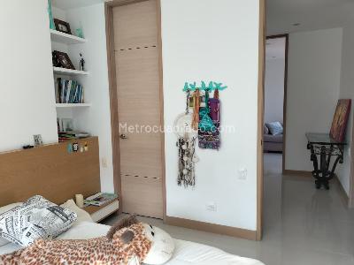 Apartamento de 3 alcobas en arriendo en El Poblado, Medellín, 160 m² · foto 12 de 20