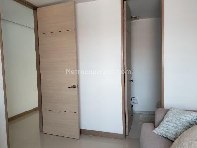 Apartamento de 3 alcobas en arriendo en El Poblado, Medellín, 160 m² · foto 16 de 20