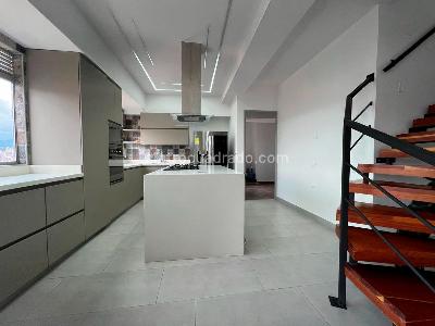 Apartamento en venta en Envigado, Envigado · foto 4 de 13