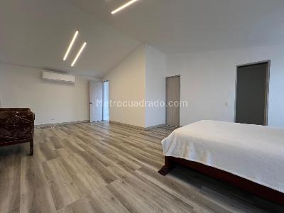 Apartamento en venta en Envigado, Envigado · foto 6 de 13