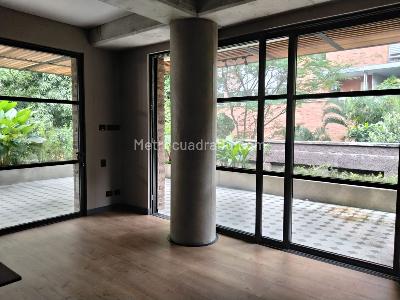 Apartamento en venta en El Poblado, Medellín · foto 3 de 12