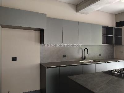 Apartamento en venta en El Poblado, Medellín · foto 6 de 12