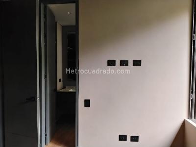 Apartamento en venta en El Poblado, Medellín · foto 9 de 12