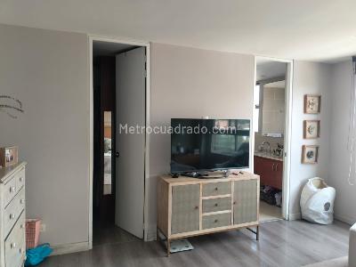 Apartamento de 3 alcobas en arriendo en El Poblado, Medellín, 200 m² · foto 13 de 18