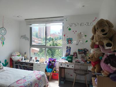 Apartamento de 3 alcobas en arriendo en El Poblado, Medellín, 200 m² · foto 16 de 18