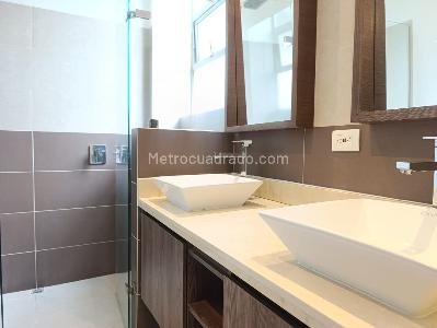 Apartamento de 3 alcobas en arriendo en Los Balsos, Medellín, 200 m² · foto 16 de 20