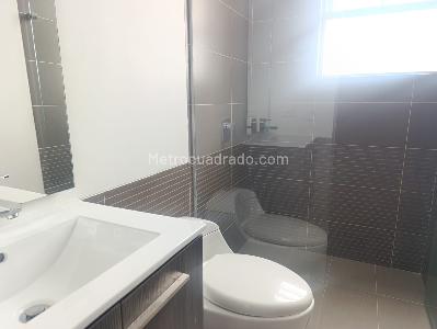 Apartamento de 3 alcobas en arriendo en Los Balsos, Medellín, 200 m² · foto 17 de 20