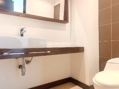 Apartamento de 3 alcobas en arriendo en Los Balsos, Medellín, 200 m² · foto 19 de 20