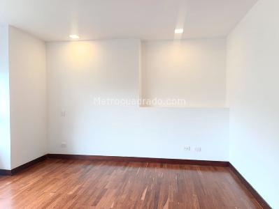 Apartamento de 3 alcobas en arriendo en Los Balsos, Medellín, 200 m² · foto 9 de 20