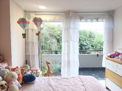 Apartamento de 2 alcobas en venta en El Poblado, Medellín, 118 m² · foto 16 de 20