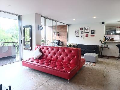 Apartamento de 2 alcobas en venta en El Poblado, Medellín, 118 m² · foto 4 de 20