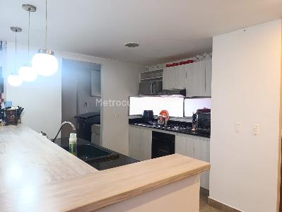 Apartamento de 2 alcobas en venta en El Poblado, Medellín, 118 m² · foto 9 de 20