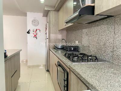 Apartamento de 3 alcobas en venta en Sabaneta, Sabaneta, 74 m² · foto 7 de 18