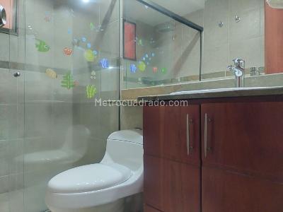 Apartamento de 3 alcobas en arriendo en El Poblado, Medellín, 134 m² · foto 16 de 17
