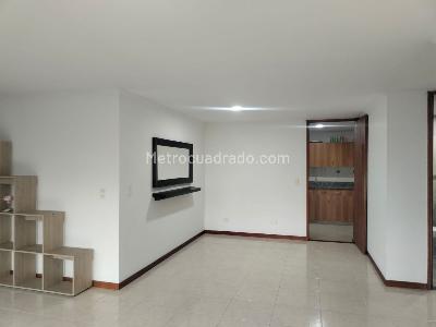 Apartamento de 3 alcobas en arriendo en El Poblado, Medellín, 134 m² · foto 4 de 17