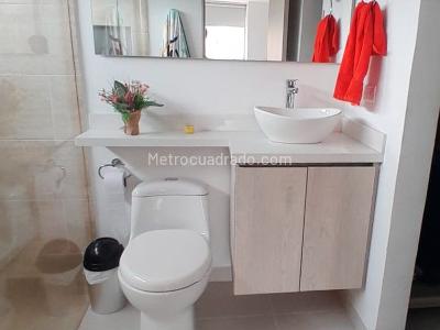 Apartamento de 2 alcobas en arriendo en Santa María De Los Ángeles, Medellín, 78 m² · foto 10 de 11