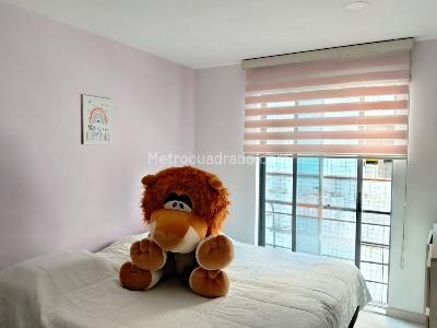 Apartamento en venta en El Poblado, Medellín · foto 15 de 19