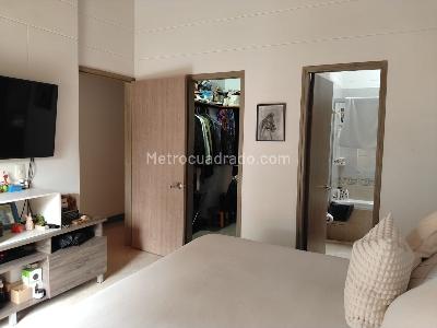 Casa de 3 alcobas en venta en El Poblado, Medellín, 220 m² · foto 11 de 19