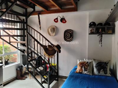 Casa de 3 alcobas en venta en El Poblado, Medellín, 220 m² · foto 12 de 19