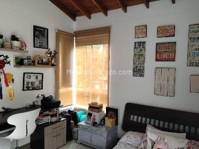 Casa de 3 alcobas en venta en El Poblado, Medellín, 220 m² · foto 15 de 19