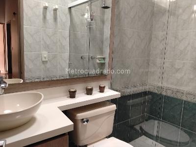 Casa de 3 alcobas en venta en El Poblado, Medellín, 220 m² · foto 17 de 19
