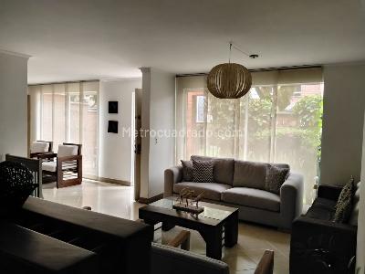 Casa de 3 alcobas en venta en El Poblado, Medellín, 220 m² · foto 4 de 19