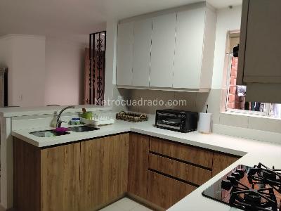 Casa de 3 alcobas en venta en El Poblado, Medellín, 220 m² · foto 6 de 19