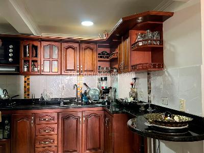 Apartamento de 3 alcobas en venta en El Poblado, Medellín, 96 m² · foto 4 de 11