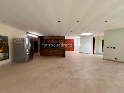 Casa en arriendo en Envigado, Envigado · foto 2 de 20