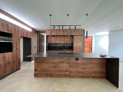 Casa en arriendo en Envigado, Envigado · foto 4 de 20