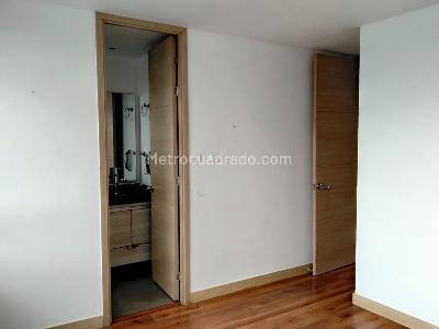 Apartamento en venta en El Poblado, Medellín · foto 13 de 19
