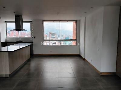 Apartamento en venta en El Poblado, Medellín · foto 4 de 19