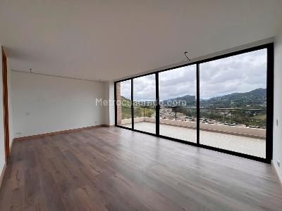 Casa de 3 alcobas en venta en Rionegro, Rionegro, 328 m² · foto 6 de 17