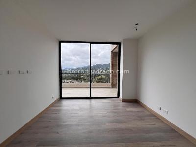 Casa de 3 alcobas en venta en Rionegro, Rionegro, 328 m² · foto 8 de 17