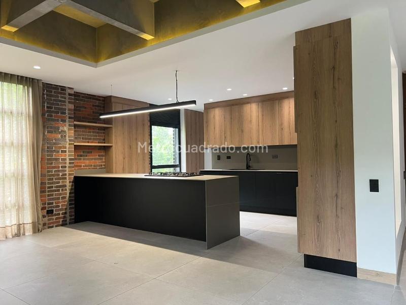 Apartamento Moderno de 2 Alcobas en El Poblado Tranquilo - 9